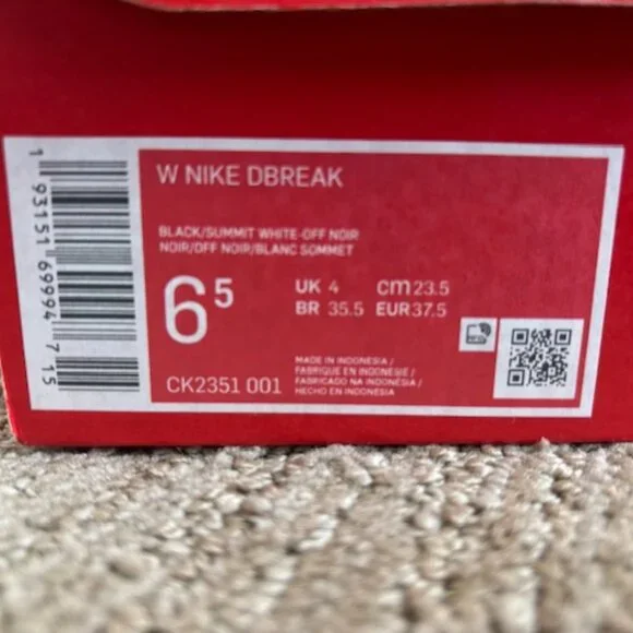 Nike Women's Daybreak Sneakers, New with Box - Picture 7 of 7